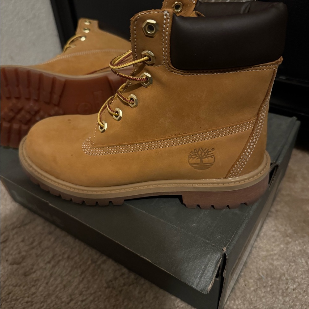 Junior Timberland